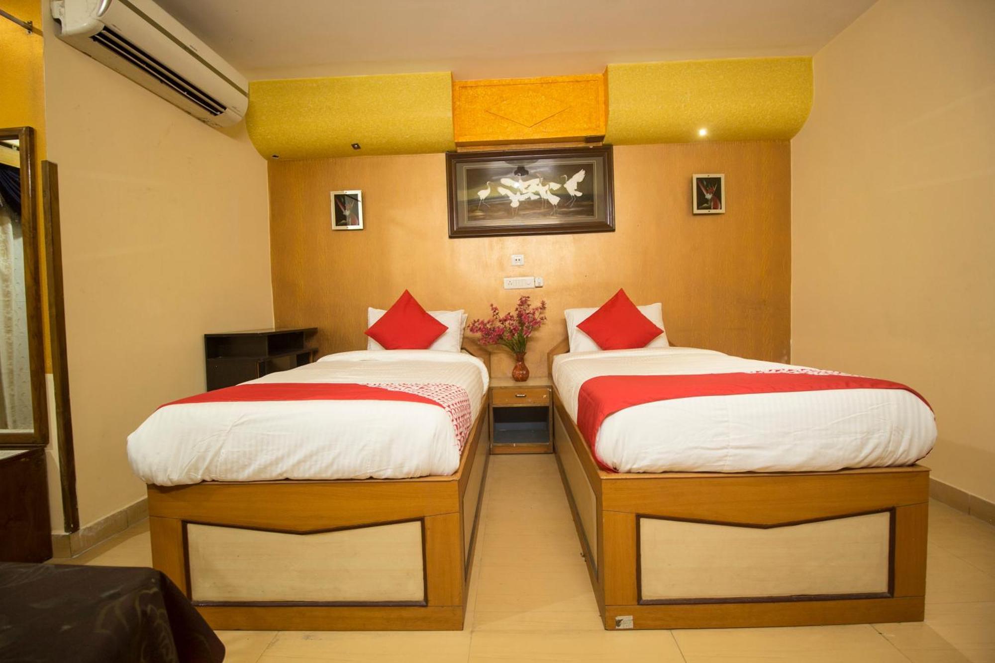 Hotel O Golden Moments Sziliguri Kültér fotó