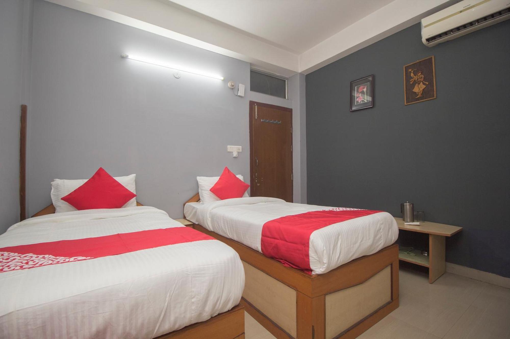 Hotel O Golden Moments Sziliguri Kültér fotó