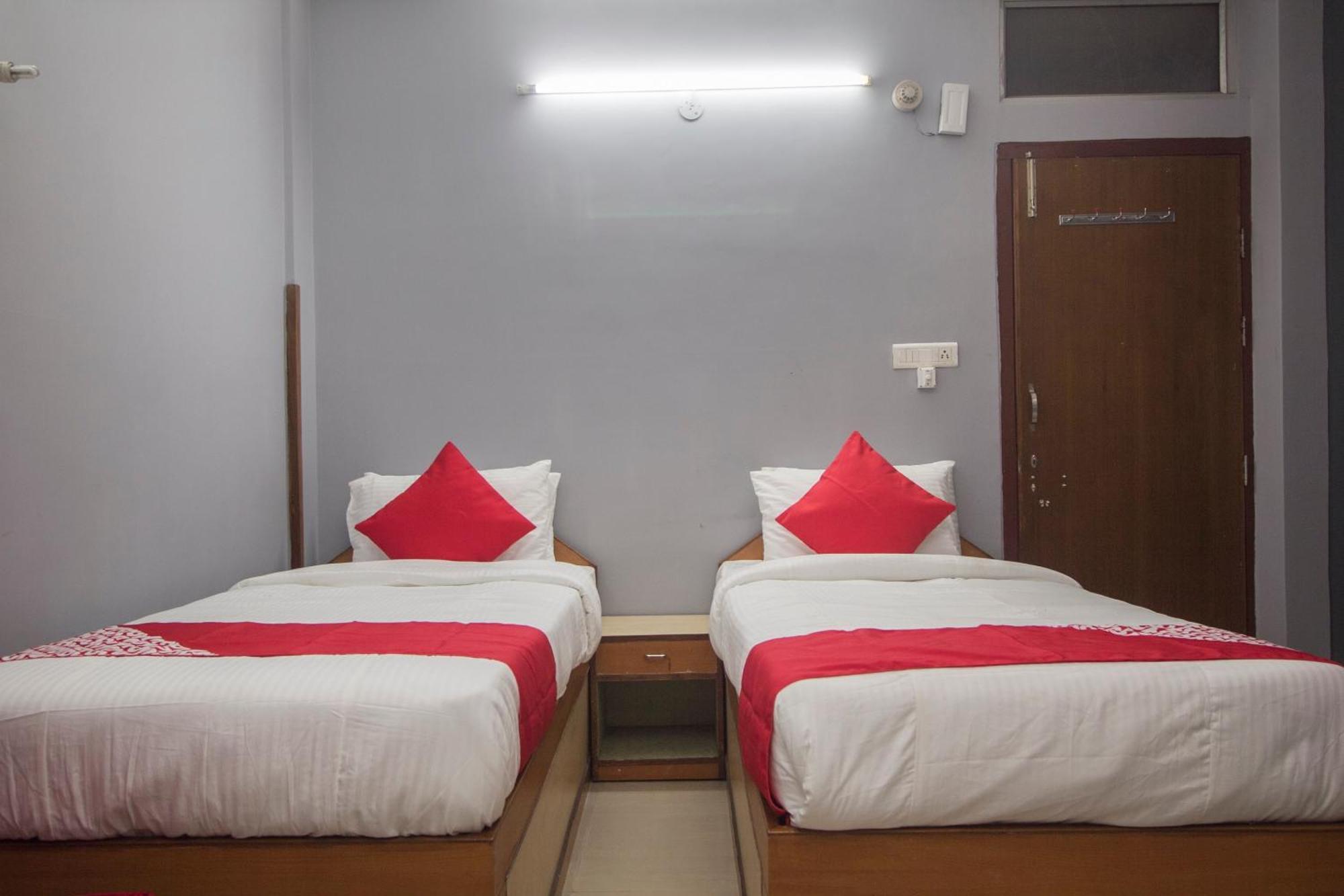 Hotel O Golden Moments Sziliguri Kültér fotó